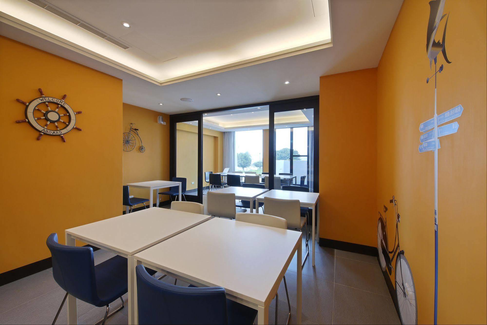 โรรงแรมวอเตอร์มาร์ค Hotel เกาสง ภายนอก รูปภาพ